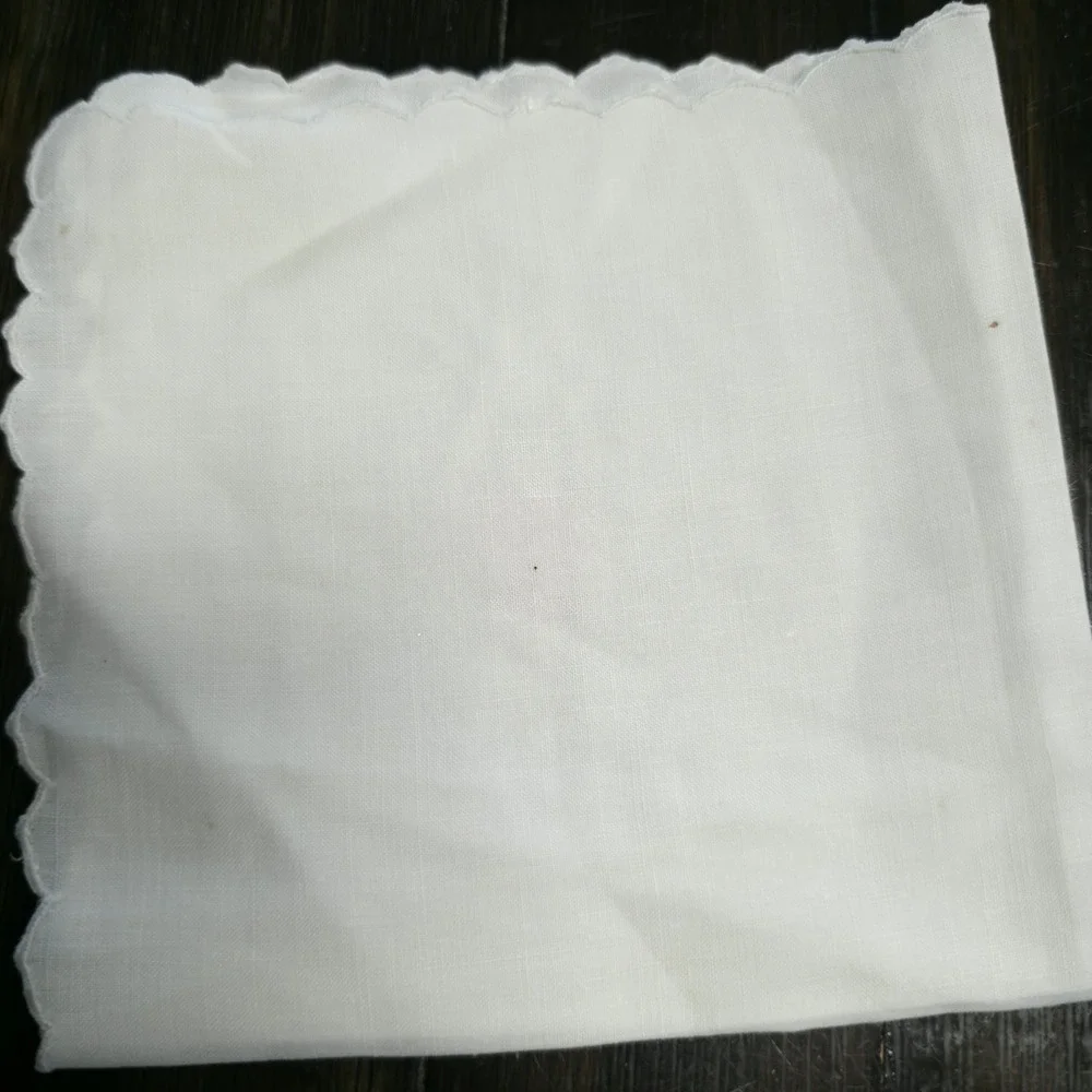 VTG White Embroidered Handkerchiefs Lot Butterfly Floral Scalloped Edge Bridal